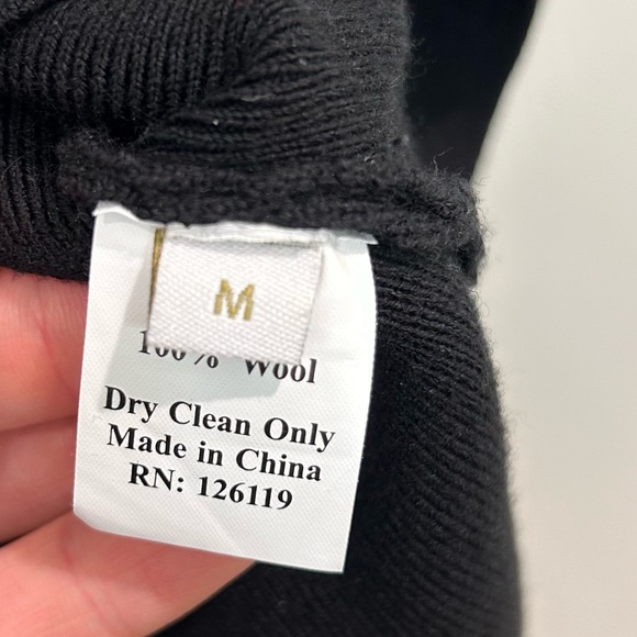 VICTOR GLEMAUD, Slash Sweater, Black, BNWT, 100% Wool, Size Medium - Picture 8 of 8